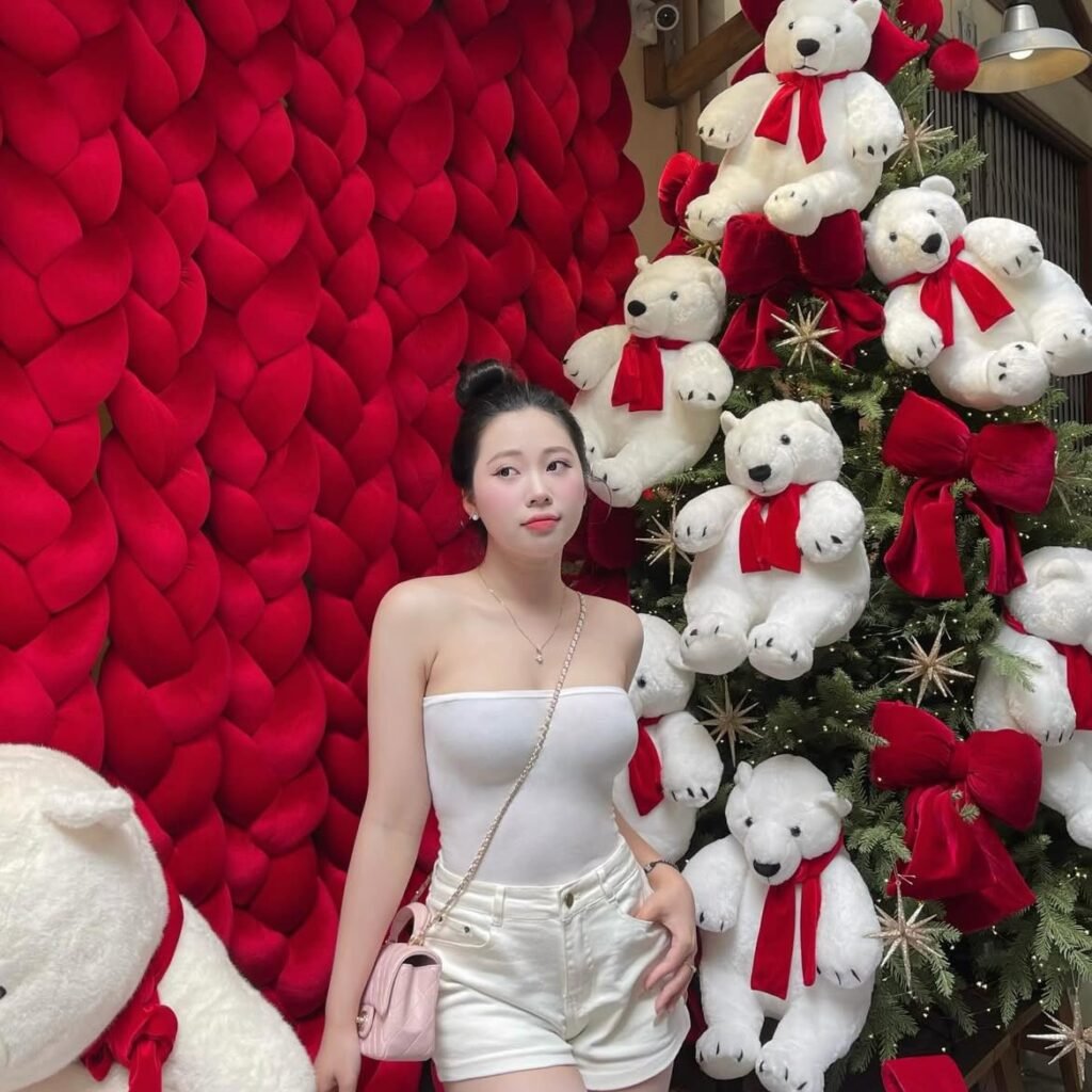 Ảnh Gái Xinh Áo Trắng – Xu Hướng Mới Gây Sốt Cộng Đồng Mạng Và Phong Cách Thu Hút Mọi Ánh Nhìn